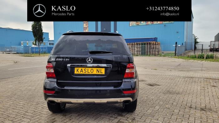 Mercedes ML II 3.0 ML-280 CDI 4-Matic V6 24V Sloopvoertuig (2009, Metallic, Zwart)