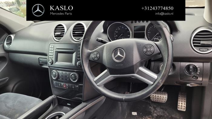 Mercedes ML II 3.0 ML-280 CDI 4-Matic V6 24V Sloopvoertuig (2009, Metallic, Zwart)