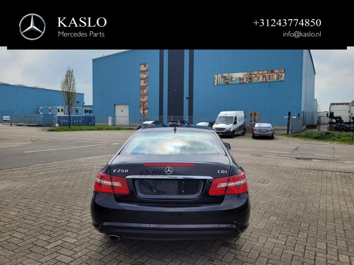Mercedes E E-250 CDI 16V Sloopvoertuig (2010, Metallic, Zwart)