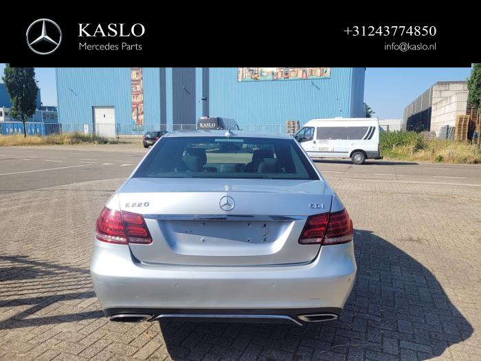 Mercedes E E-220 CDI 16V BlueEfficiency Sloopvoertuig (2013, Metallic, Zilver)