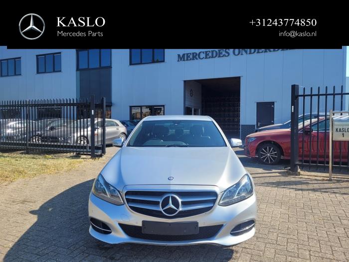 Mercedes E E-220 CDI 16V BlueEfficiency Sloopvoertuig (2013, Metallic, Zilver)