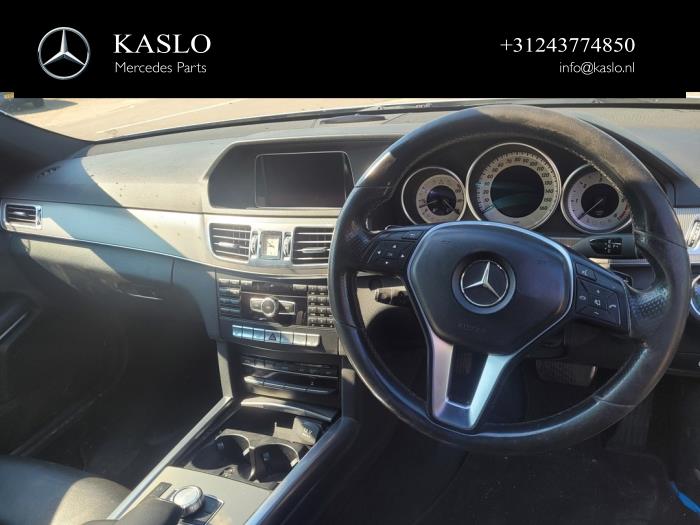 Mercedes E E-220 CDI 16V BlueEfficiency Sloopvoertuig (2013, Metallic, Zilver)