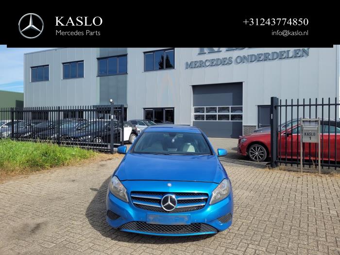 Mercedes A 1.5 A-180 CDI, A-180d 16V Sloopvoertuig (2013, Metallic, Blauw)