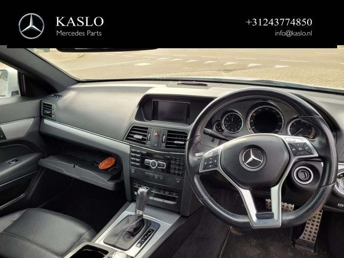 Mercedes E E-220 CDI 16V BlueEfficiency Sloopvoertuig (2013, Metallic, Zilver)