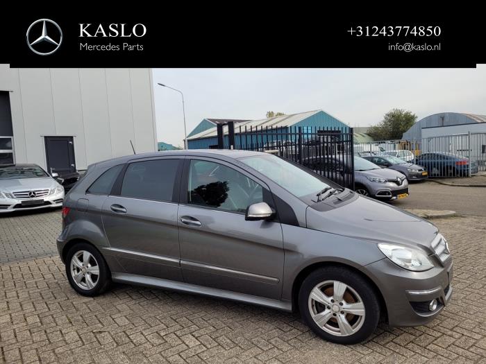 Mercedes B 2.0 B-180 CDI 16V Sloopvoertuig (2009, Metallic, Grijs)