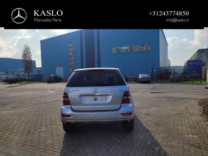 Mercedes ML II 3.0 ML-350 CDI BlueTec 4-Matic V6 24V Sloopvoertuig (2010, Metallic, Zilver)