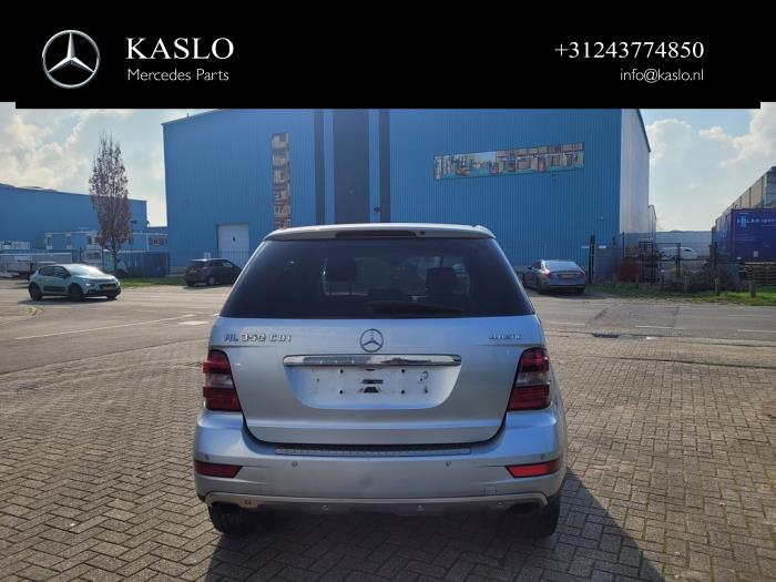 Mercedes ML II 3.0 ML-350 CDI BlueTec 4-Matic V6 24V Sloopvoertuig (2010, Metallic, Zilver)