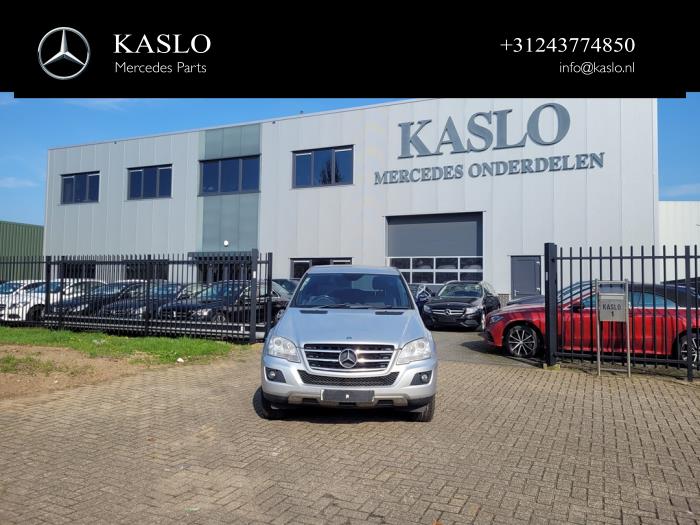 Mercedes ML II 3.0 ML-350 CDI BlueTec 4-Matic V6 24V Sloopvoertuig (2010, Metallic, Zilver)