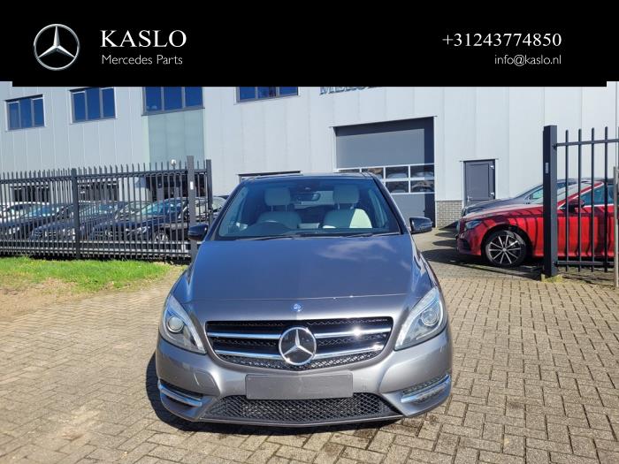 Mercedes B 2.2 B-220 CDI BlueEFFICIENCY,d 16V Sloopvoertuig (2013, Metallic, Grijs)
