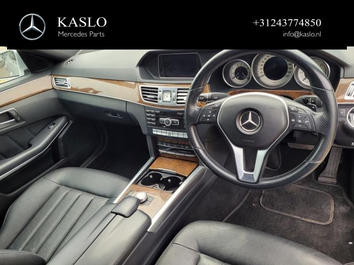 Mercedes E E-300 BlueTec Hybrid V6 24V Sloopvoertuig (2014, Metallic, Zilver)