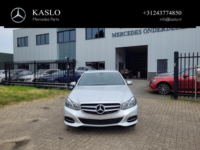 Mercedes E E-300 BlueTec Hybrid V6 24V Sloopvoertuig (2014, Metallic, Zilver)