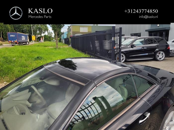 Mercedes SL 5.0 SL-500 V8 24V Sloopvoertuig (2002, Metallic, Zwart)