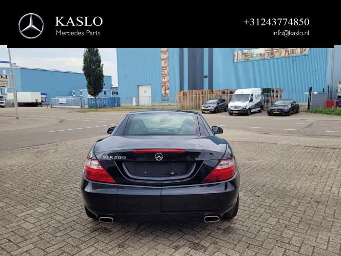 Mercedes SLK 1.8 200 16V BlueEFFICIENCY Sloopvoertuig (2012, Metallic, Zwart)