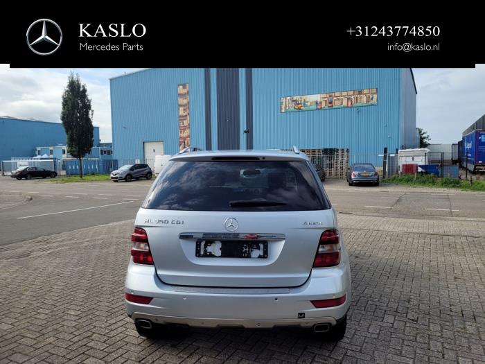 Mercedes ML II 3.0 ML-350 CDI BlueTec 4-Matic V6 24V Sloopvoertuig (2010, Metallic, Zilver)