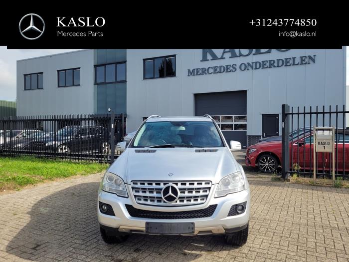 Mercedes ML II 3.0 ML-350 CDI BlueTec 4-Matic V6 24V Sloopvoertuig (2010, Metallic, Zilver)