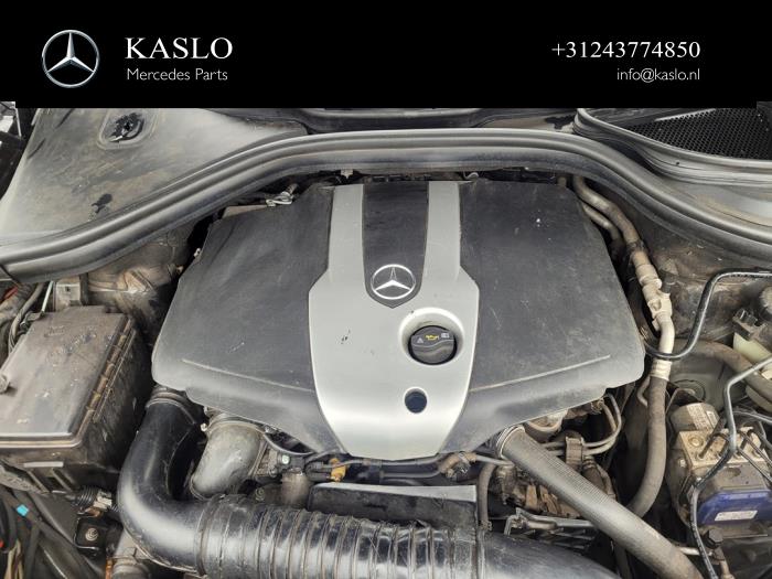 Mercedes ML III 2.1 ML-250 CDI 16V BlueTEC 4-Matic Sloopvoertuig (2013, Metallic, Zwart)