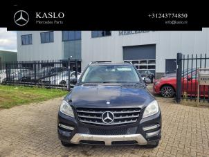 Mercedes ML III 2.1 ML-250 CDI 16V BlueTEC 4-Matic Sloopvoertuig (2012, Metallic, Zwart)