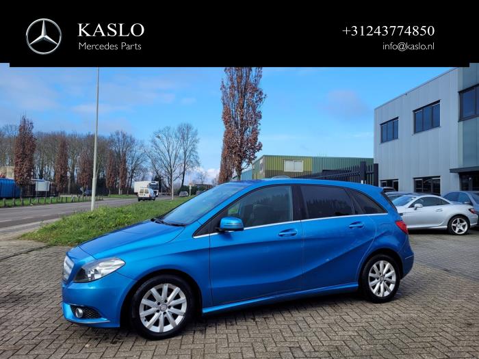 Mercedes B 1.5 B-180 CDI,d 16V Sloopvoertuig (2014, Metallic, Blauw)