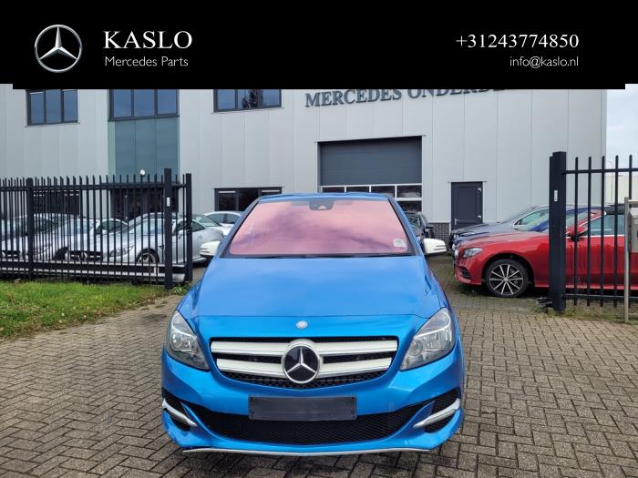 Mercedes B Electric Drive Sloopvoertuig (2016, Metallic, Blauw)