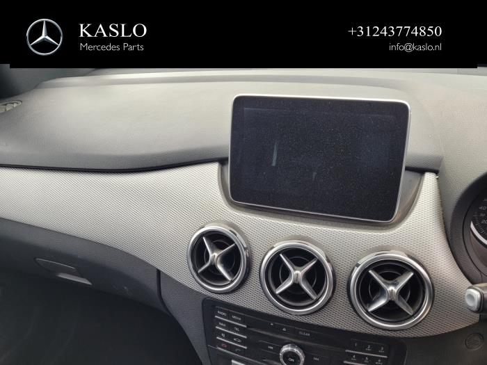 Mercedes B Electric Drive Sloopvoertuig (2016, Metallic, Blauw)