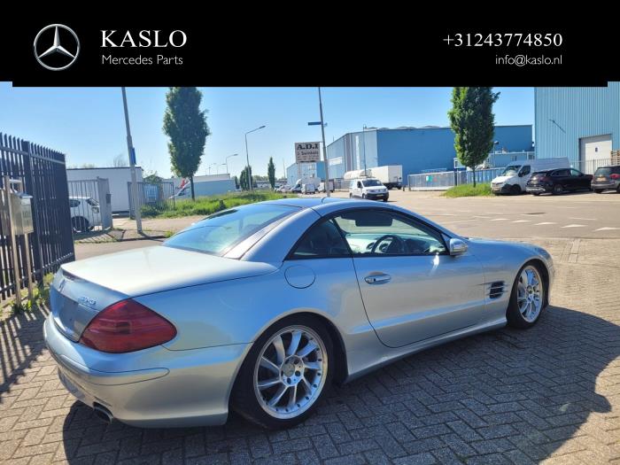 Mercedes SL 5.0 SL-500 V8 24V Sloopvoertuig (2004, Metallic, Zilver)