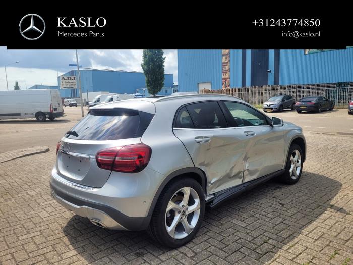 Mercedes GLA 1.8 200 CDI, d 16V Sloopvoertuig (2017, Metallic, Zilver)