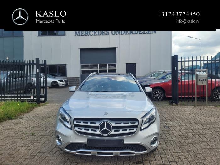 Mercedes GLA 1.8 200 CDI, d 16V Sloopvoertuig (2017, Metallic, Zilver)