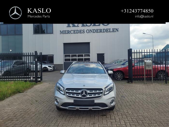 Mercedes GLA 1.8 200 CDI, d 16V Sloopvoertuig (2017, Metallic, Zilver)