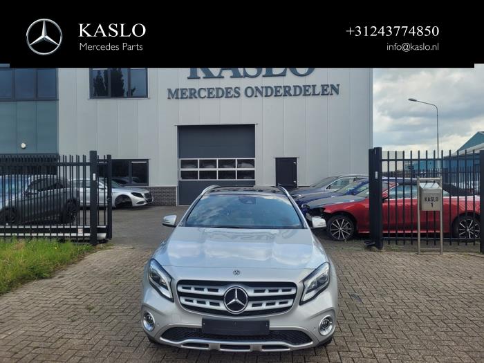 Mercedes GLA 1.8 200 CDI, d 16V Sloopvoertuig (2017, Metallic, Zilver)