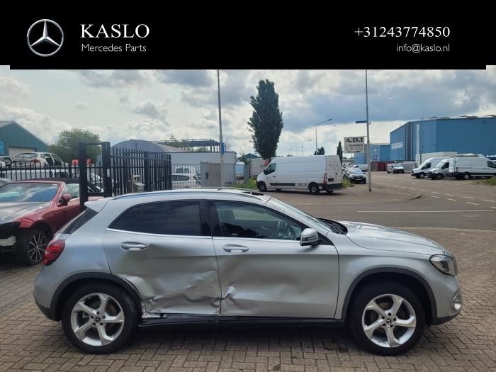 Mercedes GLA 1.8 200 CDI, d 16V Sloopvoertuig (2017, Metallic, Zilver)