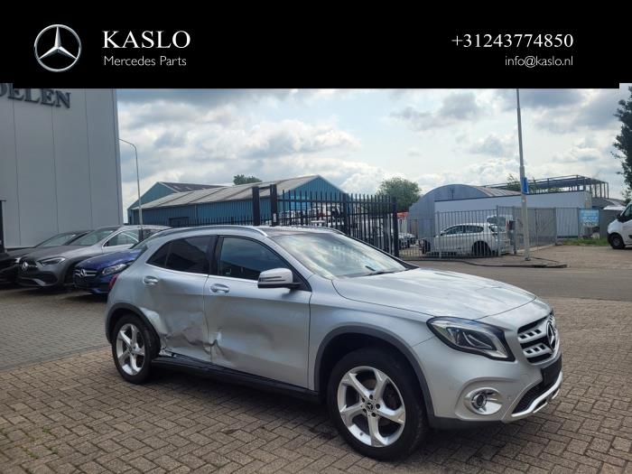Mercedes GLA 1.8 200 CDI, d 16V Sloopvoertuig (2017, Metallic, Zilver)