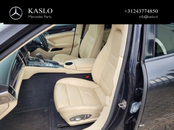 Porsche Panamera 3.0 D V6 24V Sloopvoertuig (2014, Metallic, Zwart)