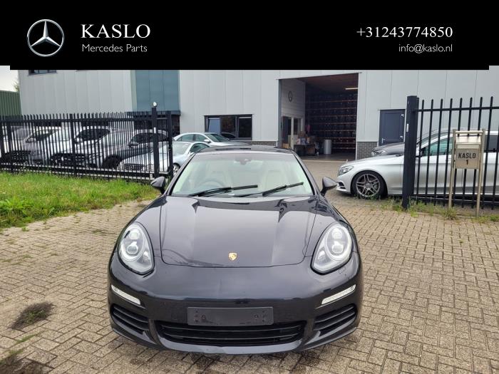 Porsche Panamera 3.0 D V6 24V Sloopvoertuig (2014, Metallic, Zwart)