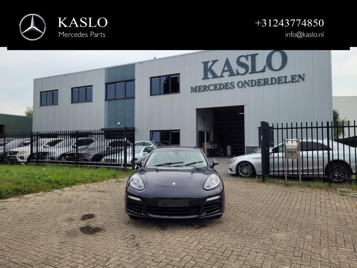 Porsche Panamera 3.0 D V6 24V Sloopvoertuig (2014, Metallic, Zwart)