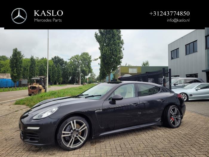 Porsche Panamera 3.0 D V6 24V Sloopvoertuig (2014, Metallic, Zwart)