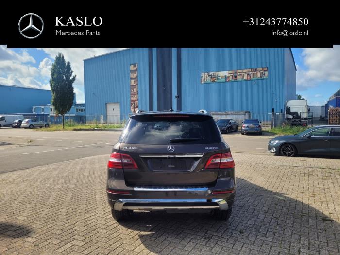 Mercedes ML III 3.0 ML-350 BlueTEC V6 24V 4-Matic Sloopvoertuig (2012, Metallic, Bruin)