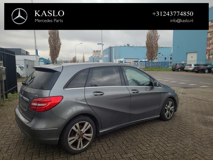 Mercedes B 1.8 B-180 CDI BlueEFFICIENCY 16V Sloopvoertuig (2012, 787)