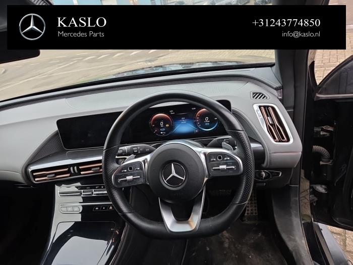 Mercedes EQC 400 4-Matic Sloopvoertuig (2020, Metallic, Zwart)