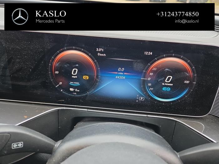 Mercedes EQC 400 4-Matic Sloopvoertuig (2020, Metallic, Zwart)