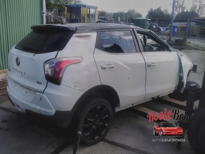 Ssang Yong Tivoli 1.6 e-XGi 16V 4WD Sloopvoertuig (2016, Wit)