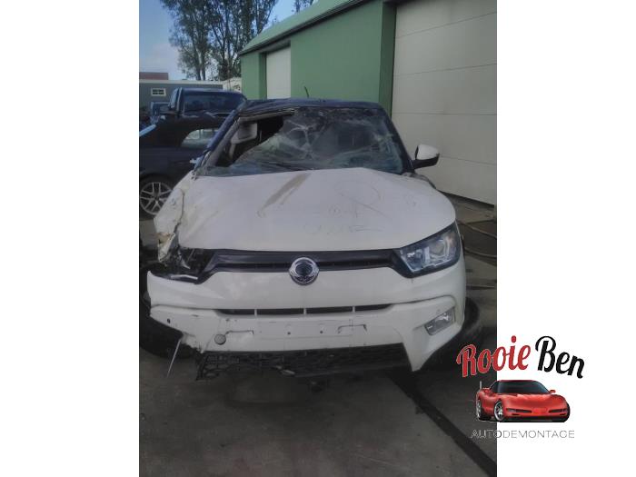 Ssang Yong Tivoli 1.6 e-XGi 16V 4WD Sloopvoertuig (2016, Wit)