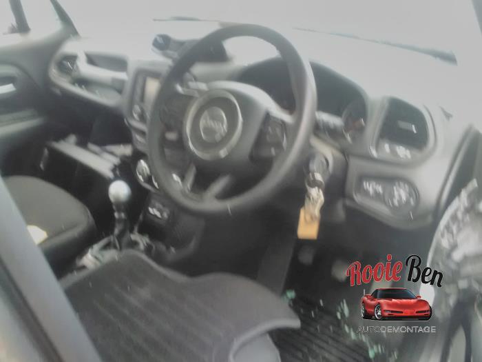 Jeep Renegade 1.6 Multijet 16V Sloopvoertuig (2017, Grijs)