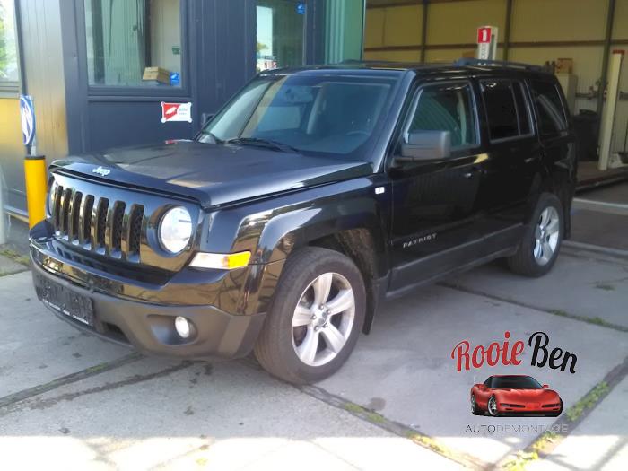 Jeep Patriot 2.2 CRD 16V 4x4 Sloopvoertuig (2011, Zwart)