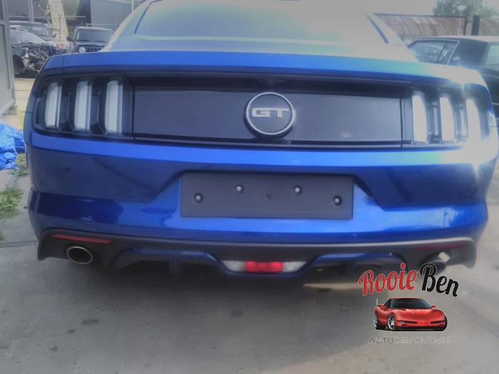 Ford Usa Mustang VI Fastback 5.0 GT Ti-VCT V8 32V Sloopvoertuig (2017, Blauw)