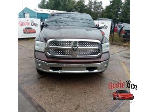 Dodge 1500 Crew Cab 5.7 Hemi V8 4x4 Sloopvoertuig (2016, Bruin)