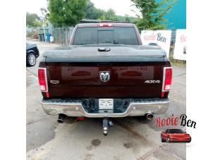 Dodge 1500 Crew Cab 5.7 Hemi V8 4x4 Sloopvoertuig (2016, Bruin)
