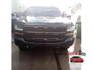 Chevrolet Silverado 1500 Standard Cab 5.3 V8 2500 4x4 Crew Cab Sloopvoertuig (2018, Zwart)