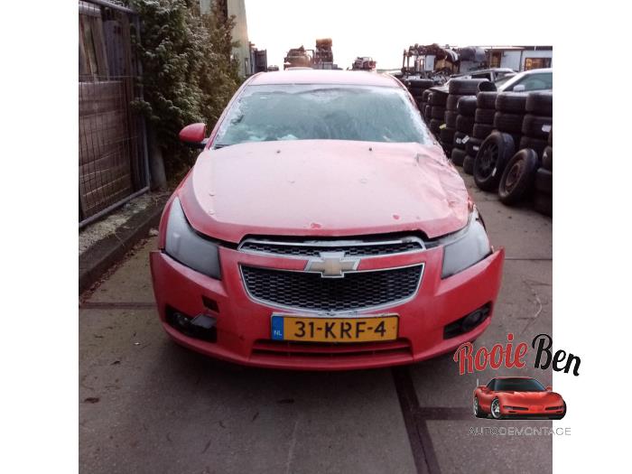 Chevrolet Cruze 1.8 16V VVT Sloopvoertuig (2010, Rood)