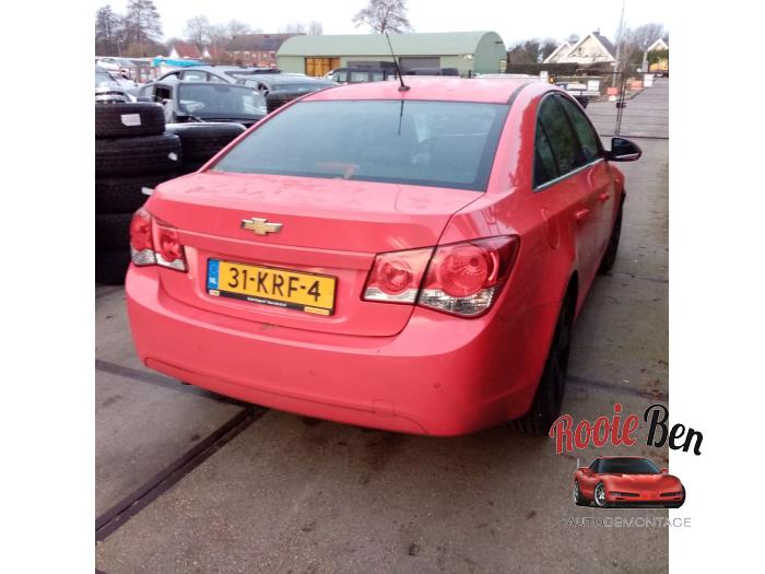 Chevrolet Cruze 1.8 16V VVT Sloopvoertuig (2010, Rood)