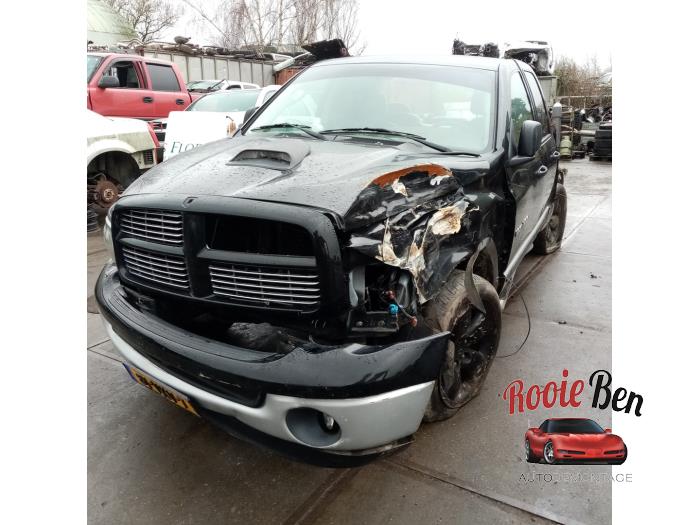 Dodge Ram 3500 Standard Cab 5.7 V8 Hemi 1500 4x2 Sloopvoertuig (2003, Zwart)